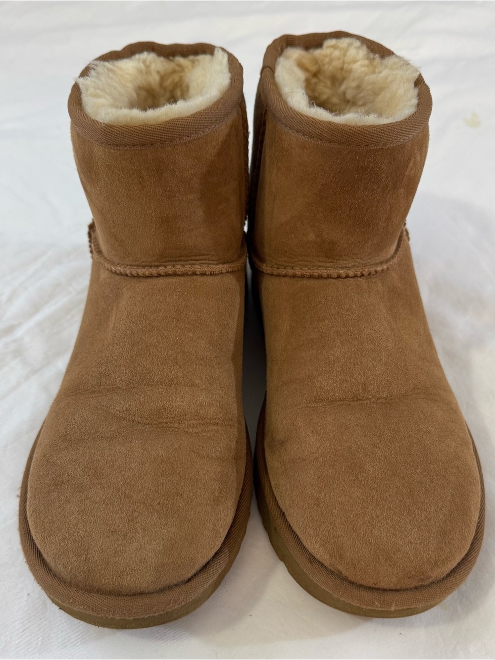UGG Classic Mini II Chestnut Suede Ankle Boots Women’s Size 8